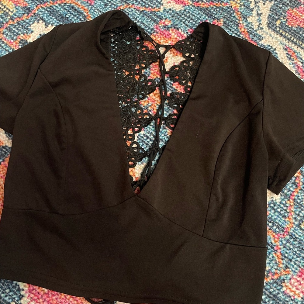 Black crop top